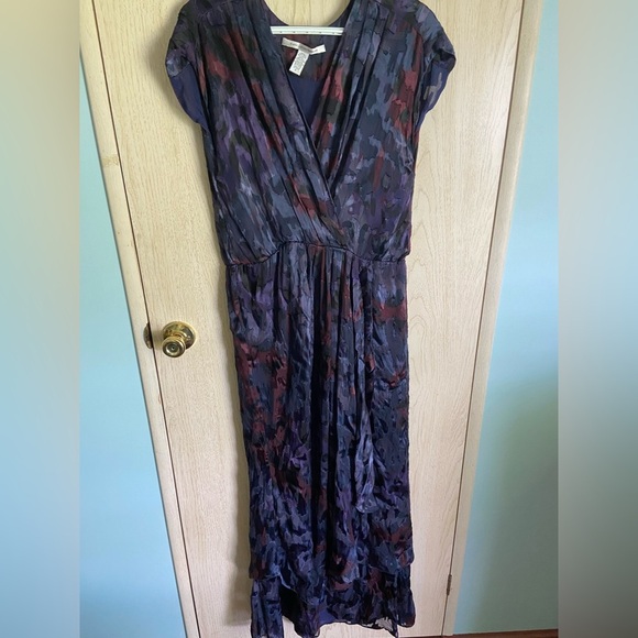 DIANE Von Furstenberg Silk Blend Eggplant Purple Feminien burnout Dress Sz 8 - Picture 1 of 12